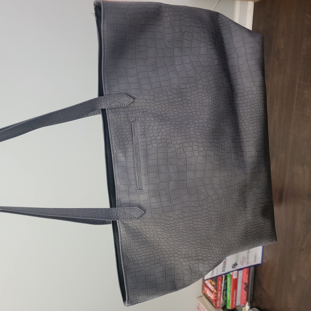 Thirty-One Modern Tote - Grey Crocodile